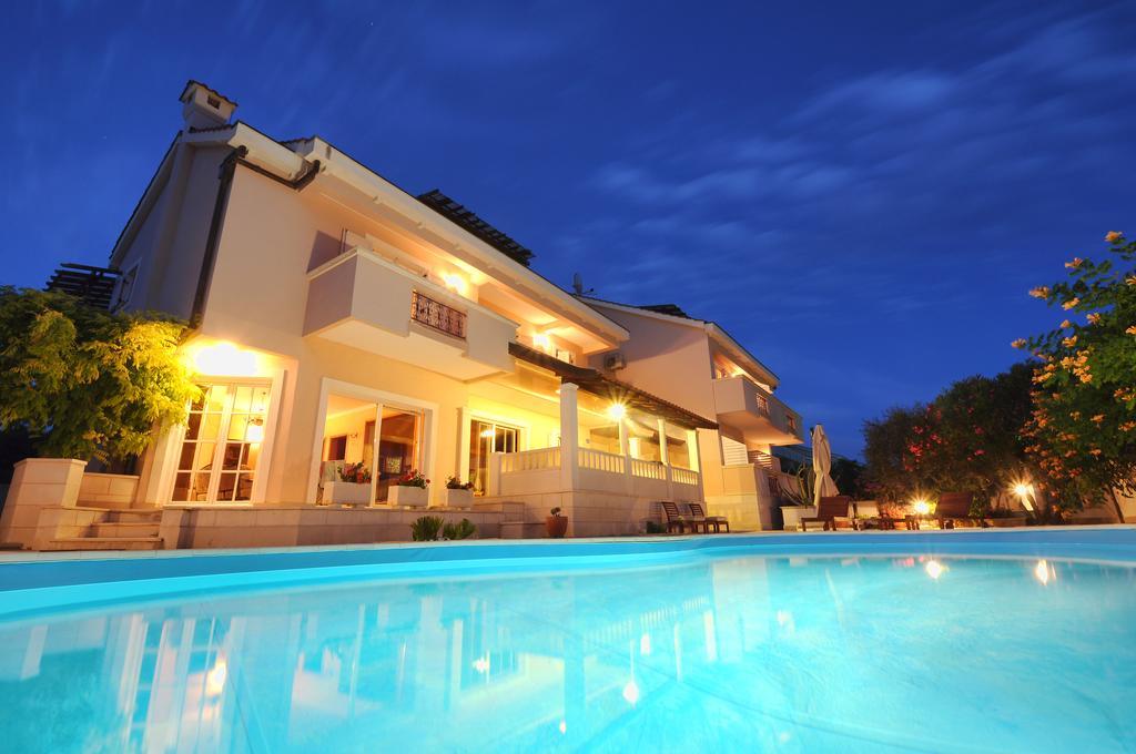 Apartments Villa Marnii Kozino Luaran gambar