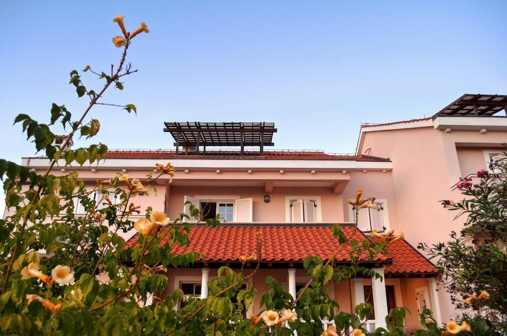 Apartments Villa Marnii Kozino Luaran gambar