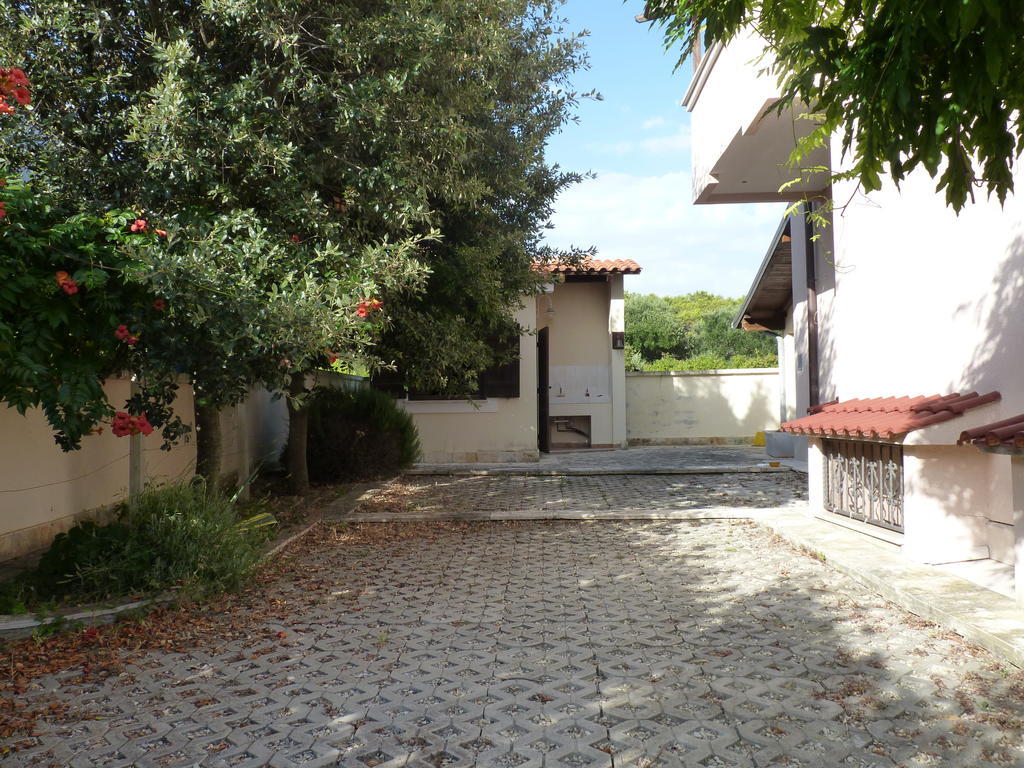 Apartments Villa Marnii Kozino Luaran gambar