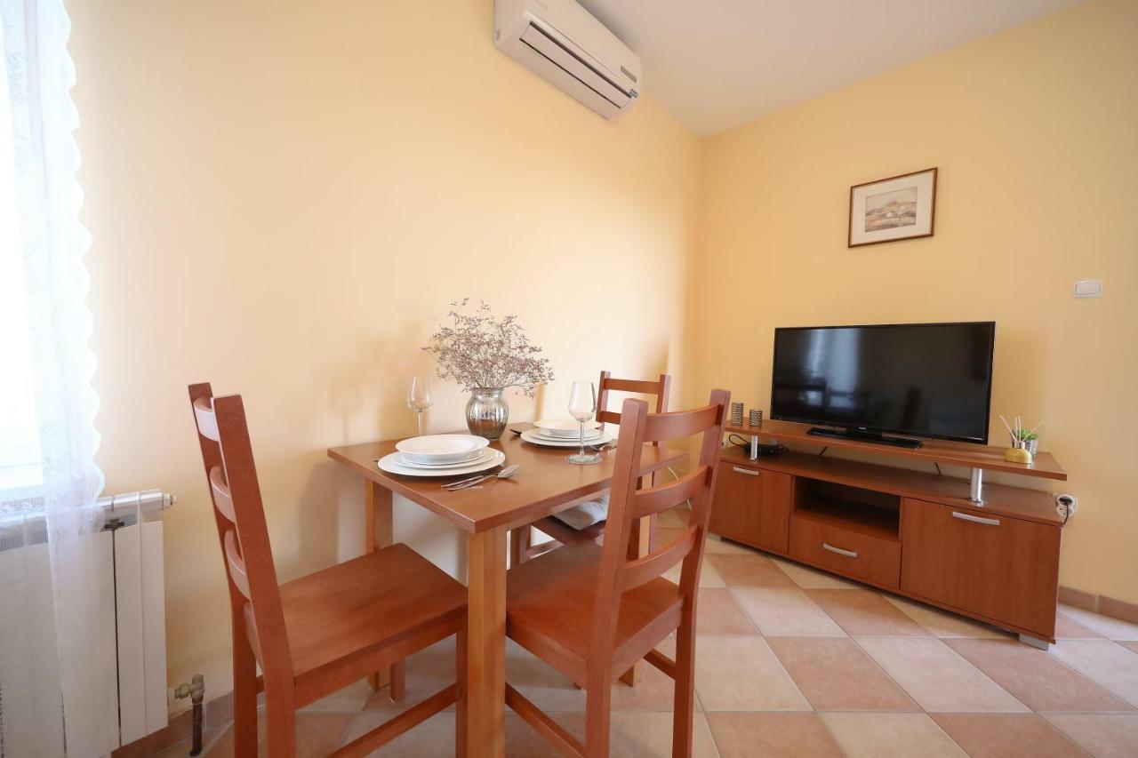 Apartments Villa Marnii Kozino Luaran gambar