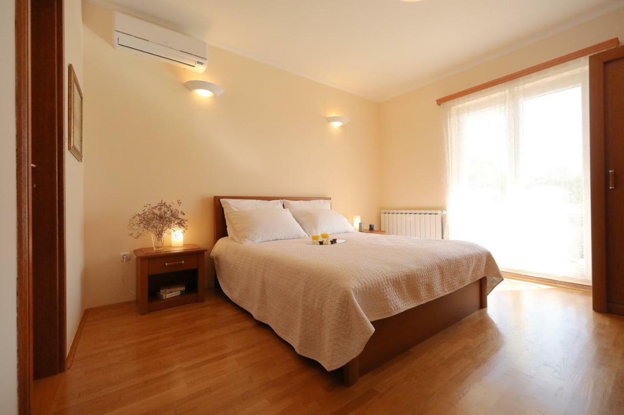 Apartments Villa Marnii Kozino Luaran gambar